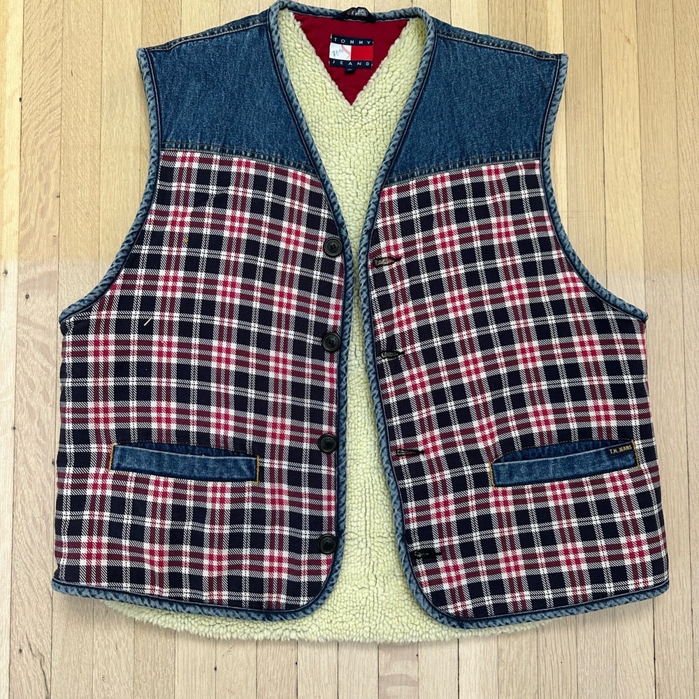 VINTAGE 90s TOMMY HILLFIGER SHERPA LINED VEST